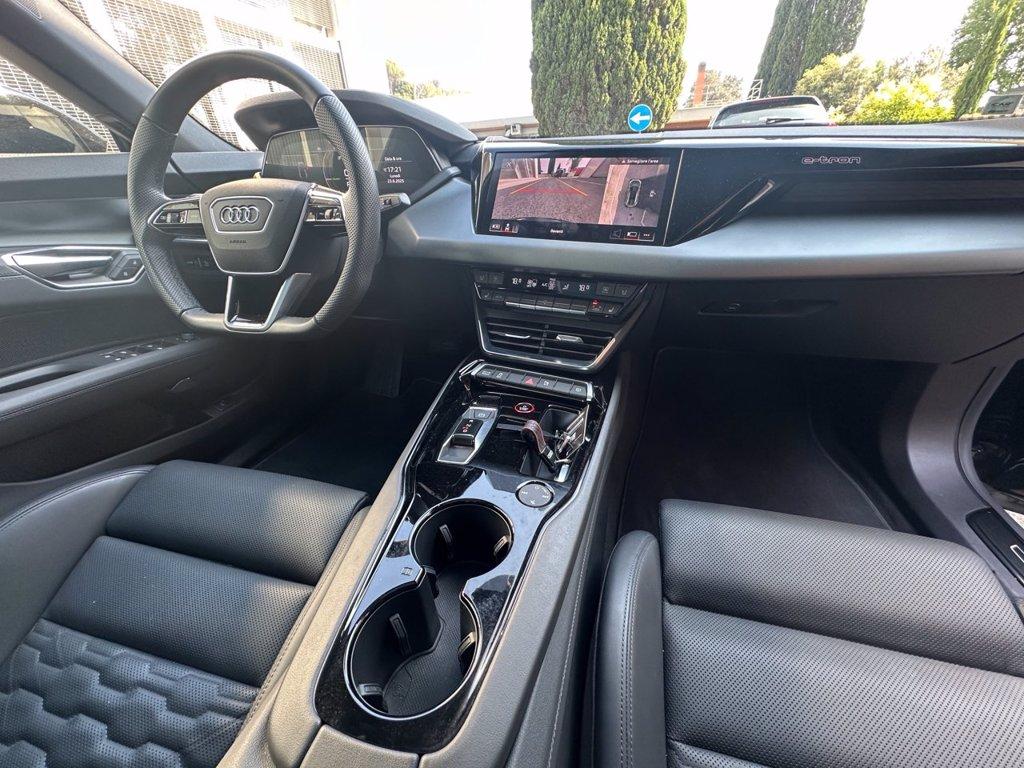 AUDI E-tron gt quattro del 2022