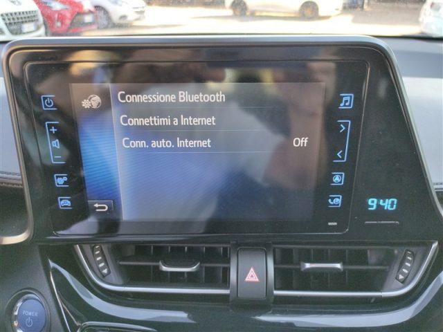 TOYOTA C-HR 1.8Hybr. E-CVT CLIMA,NAVI,TELECAMERA ..