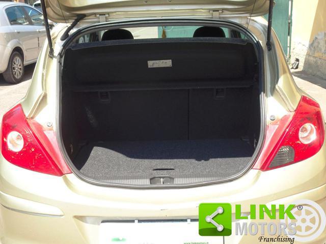 OPEL Corsa 1.2 3 porte Easytronic Enjoy