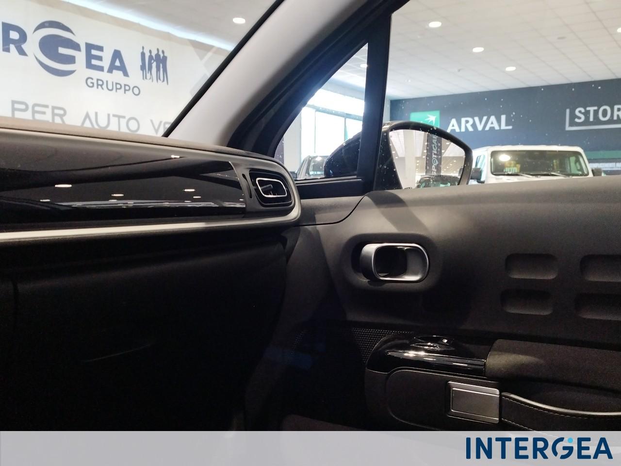 CITROEN C3 1.2 puretech Shine s&s 110cv