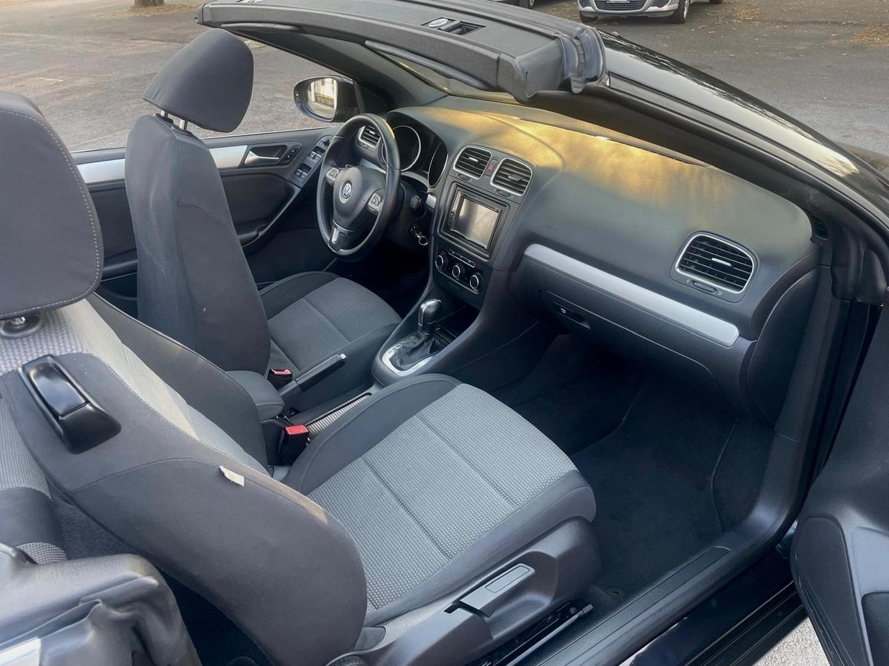 Volkswagen Golf Cabriolet 2.0 TDI DSG BlueM. Tech. 2013