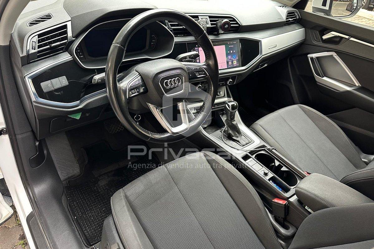 AUDI Q3 35 TFSI S tronic Business Advanced