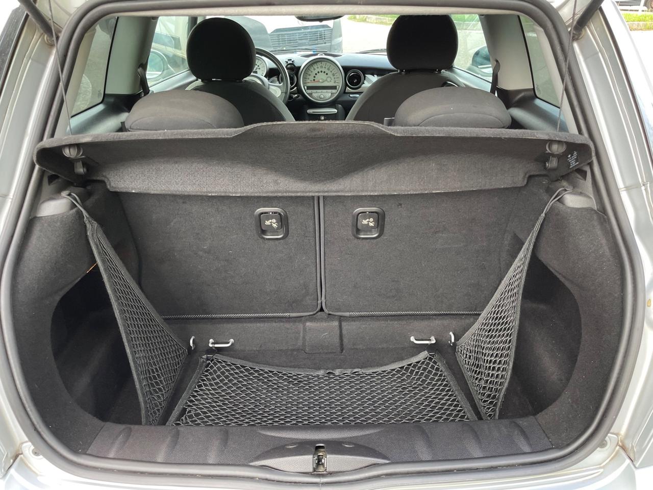 Mini 1.6 16V Cooper Pepper