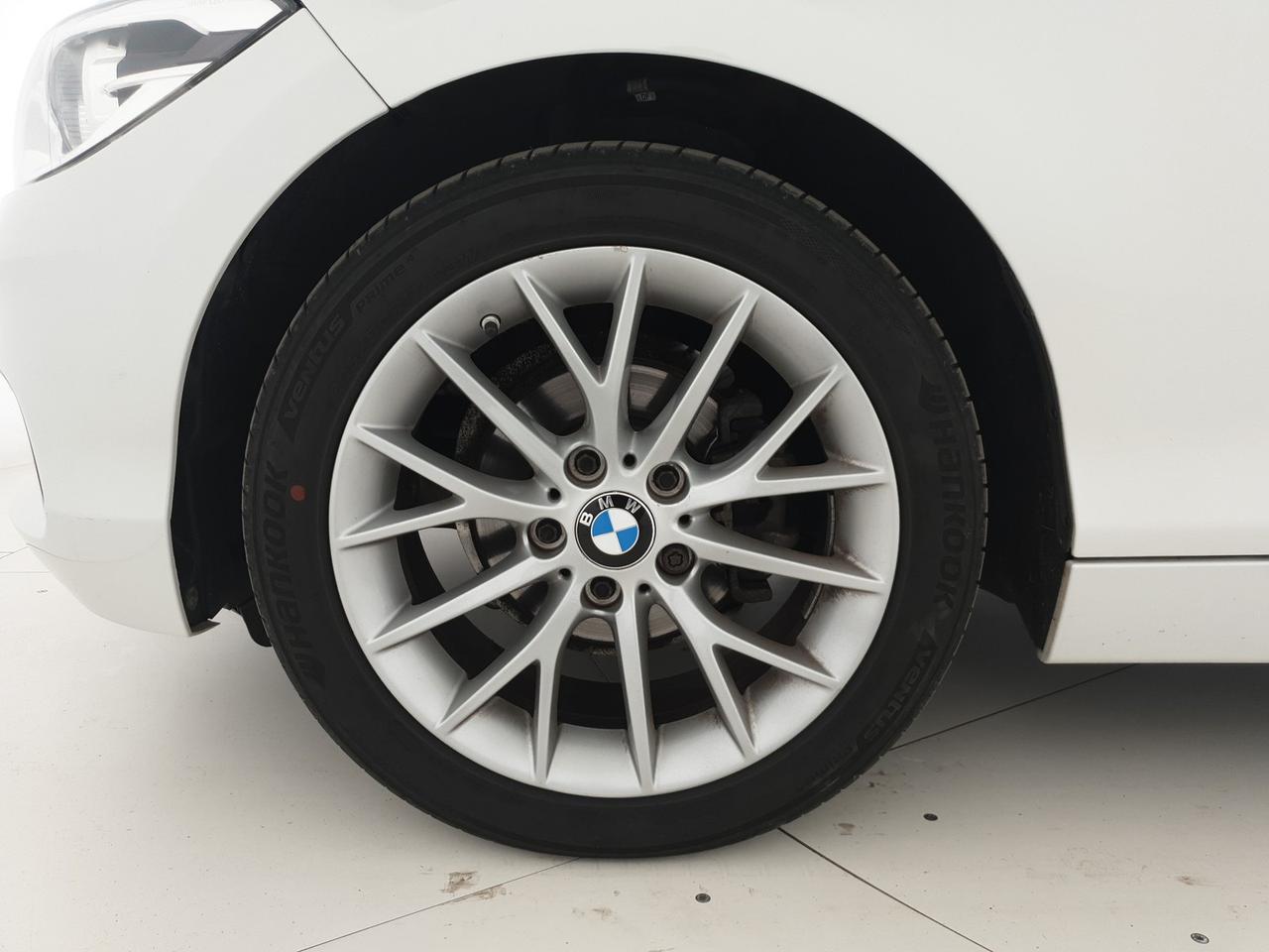 BMW Serie 1 118d urban 5p auto