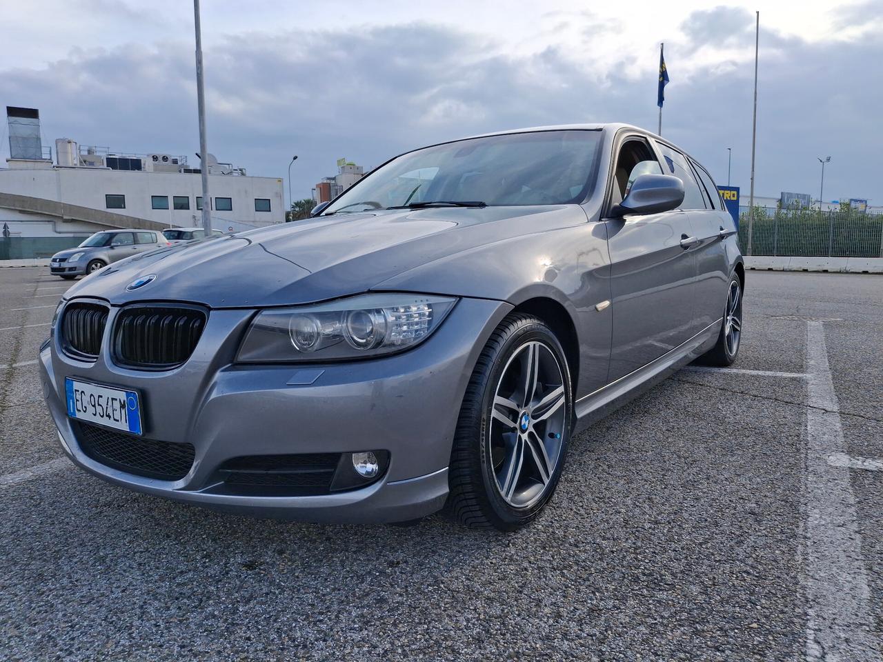 Bmw 318d 2.0 143CV. cat Touring MSport*RESTYLING*