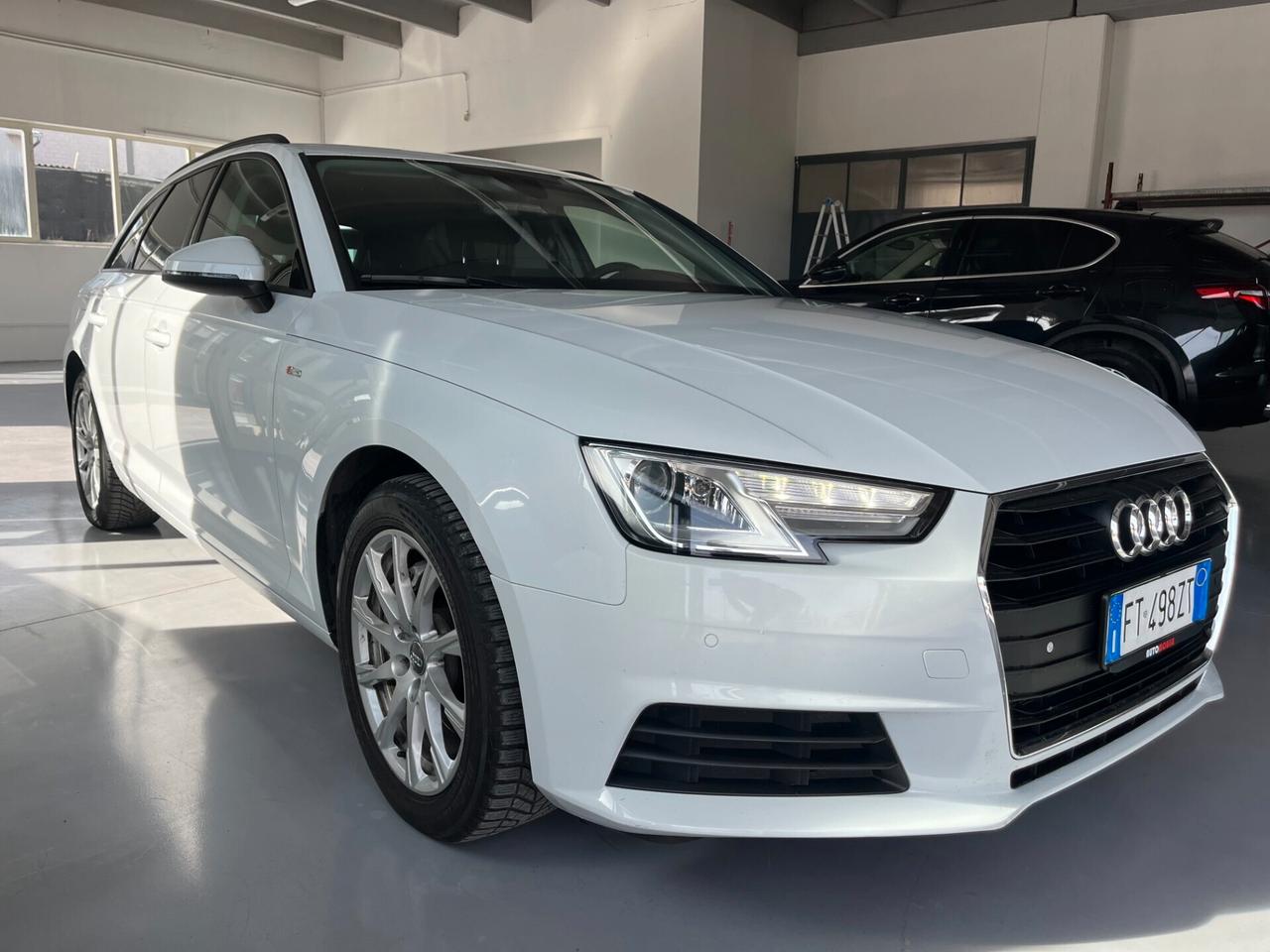 Audi A4 Avant 40 TDI S tronic S line edition- PERFETTA !!!