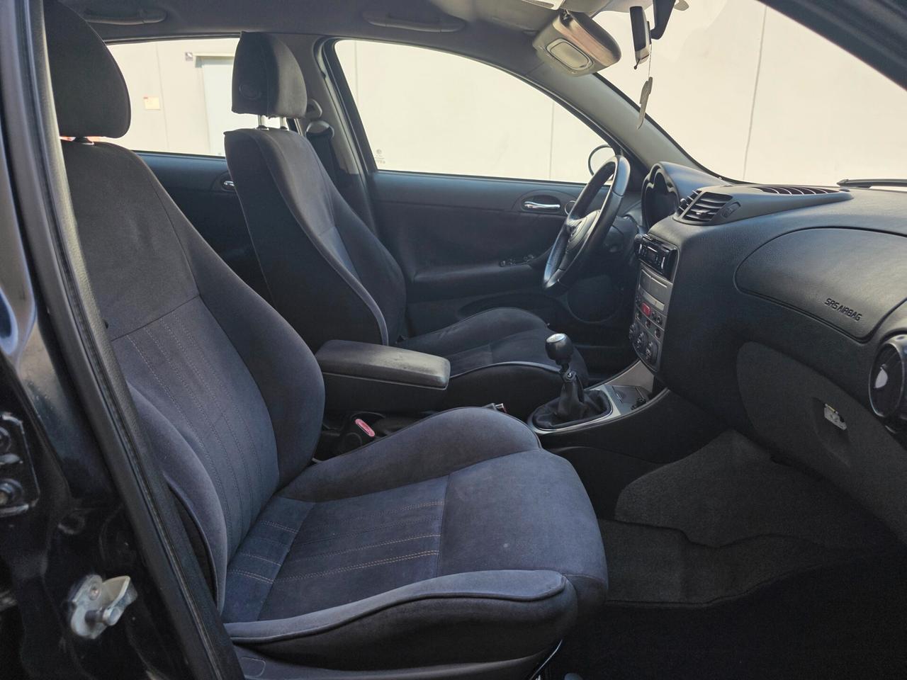Alfa Romeo 147 1.9 JTD (120) 5 porte