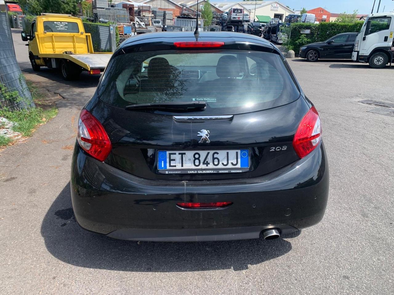 Peugeot 208 PureTech 82 3 porte Allure