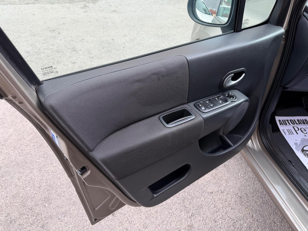 Renault Modus Grand 1.5 dCi 85CV Dynamique