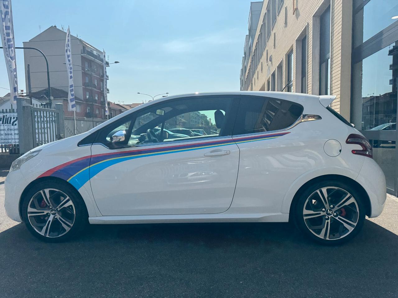 Peugeot 208 1.6 THP 200 CV 3 porte GTi