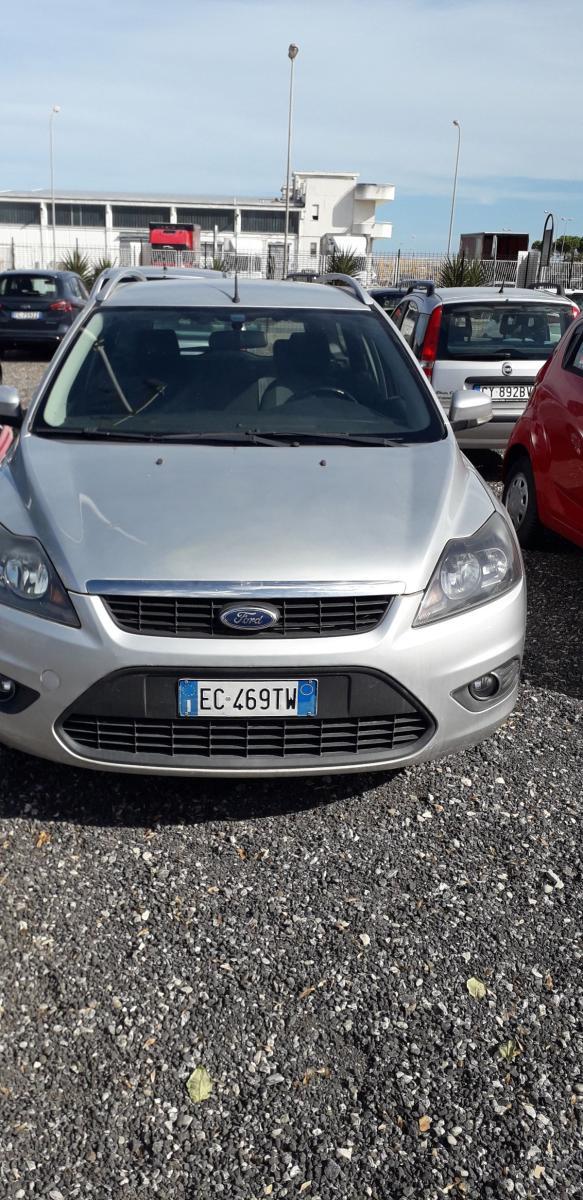 FORD - Focus Station Wagon - 1.6 SW Titanium