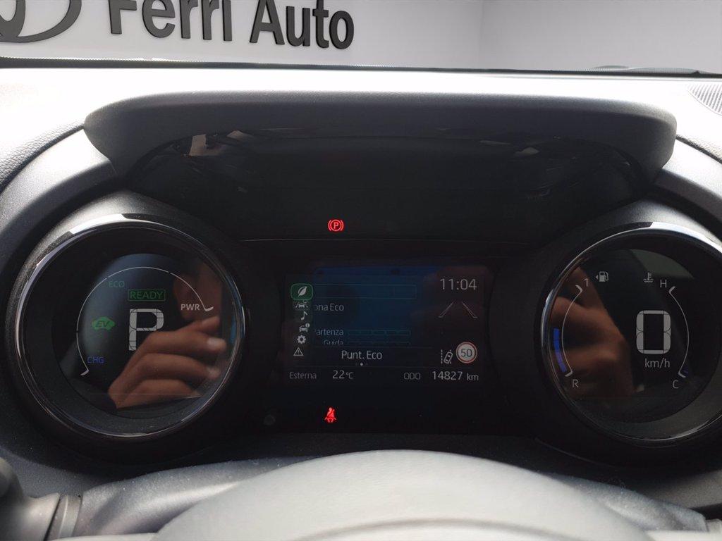 TOYOTA Yaris 1.5h lounge del 2022