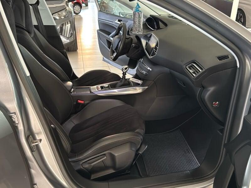 Peugeot 308 1.6 e-HDi 115cv Allure Cinghia Distrib. e Frizione Nuove Gancio Traino