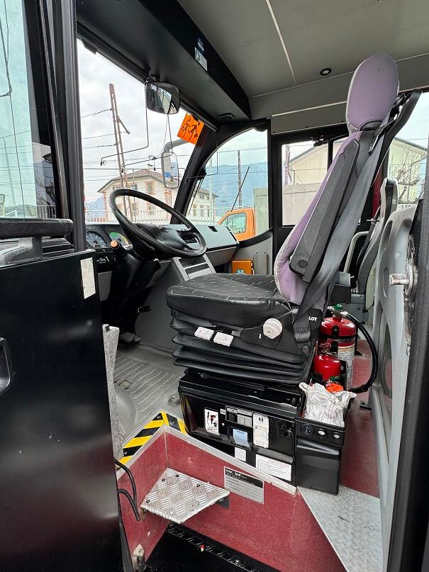 Autobus Scuole Mercedes-Benz V 818D