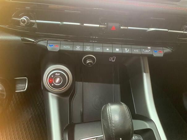 Alfa Romeo Tonale 1.5 160 CV MHEV TCT7 Veloce