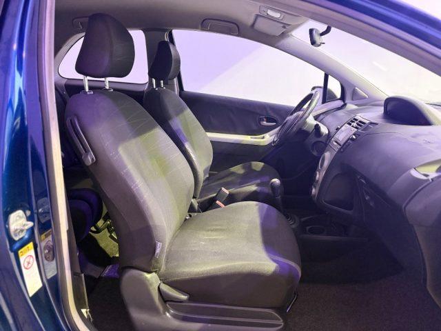 TOYOTA Yaris 1.0 3 porte Sol