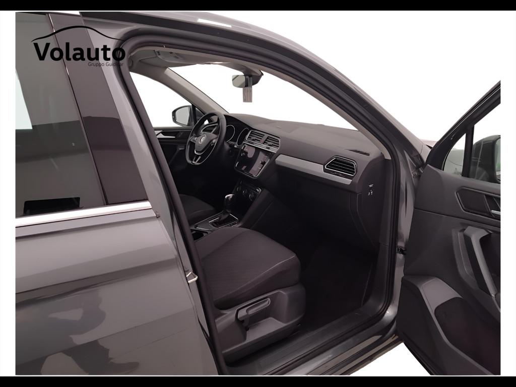 VOLKSWAGEN Tiguan II 2016 - Tiguan 1.5 tsi Sport 150cv dsg