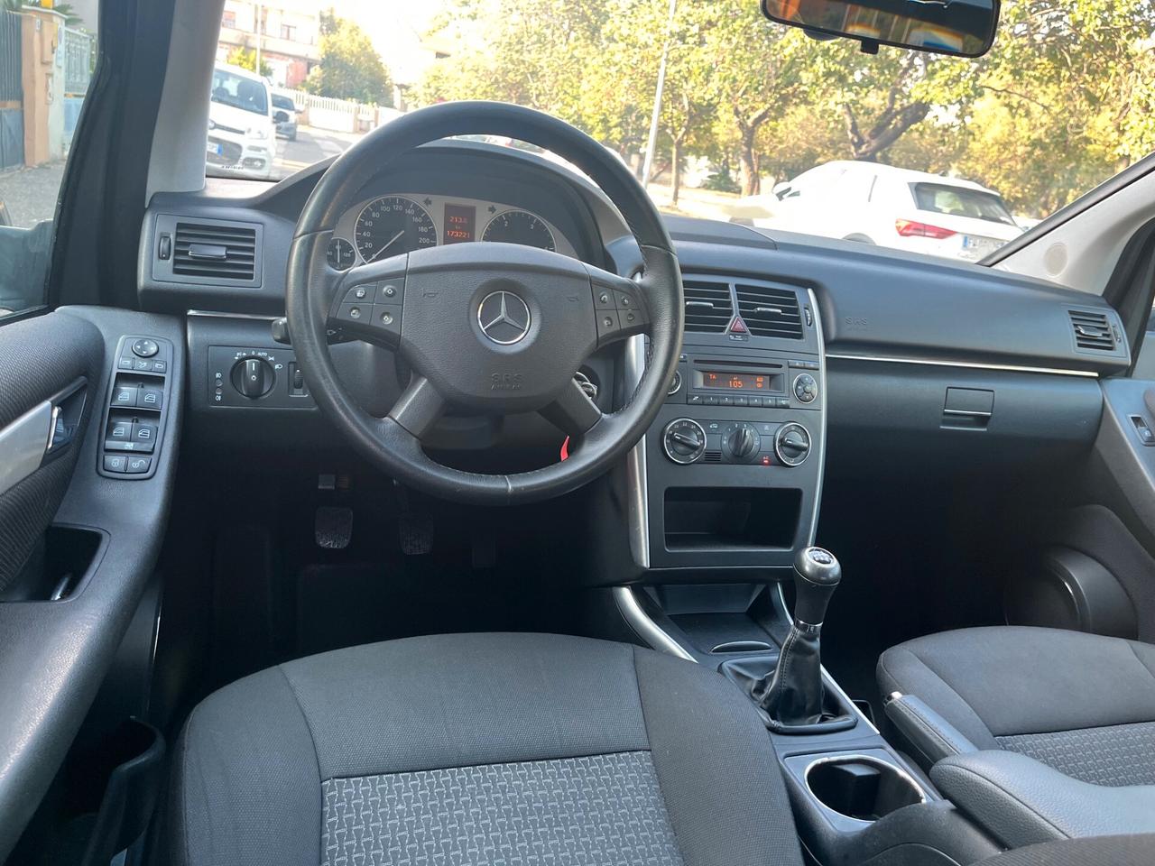 Mercedes Benz B 200 CDI Executive
