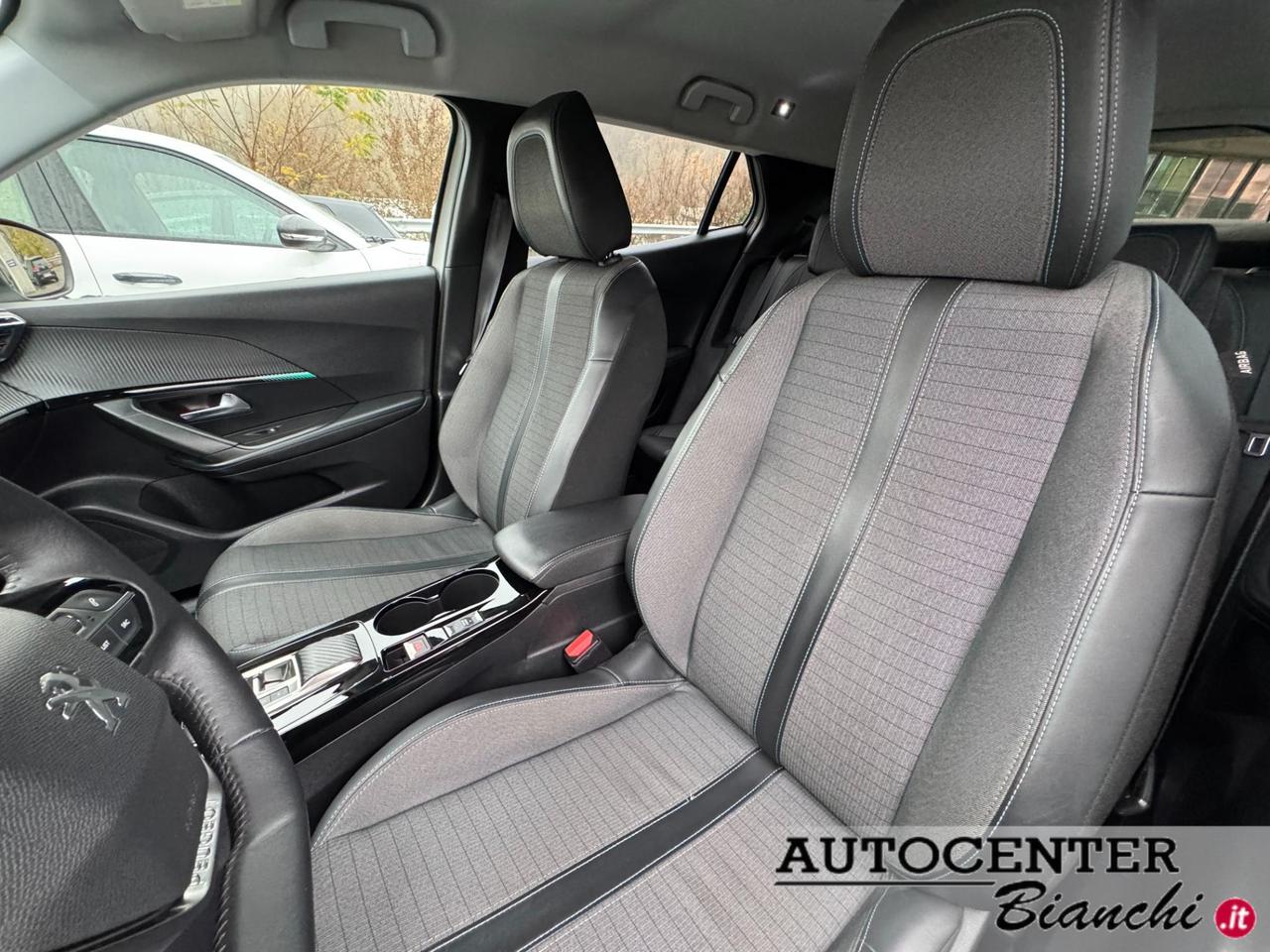 Peugeot 2008 1.5 bluehdi Allure Pack s&s 130cv eat8