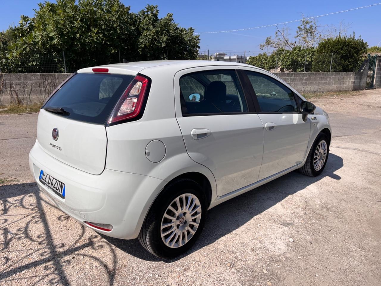 Fiat punto gpl casa madre 2015 12 mesi di garanzia