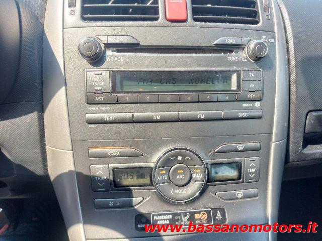 TOYOTA Auris 1.4 D-4D 5 porte Sol