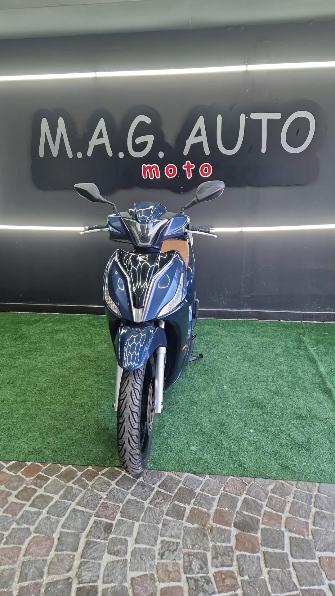 Kymco People 150