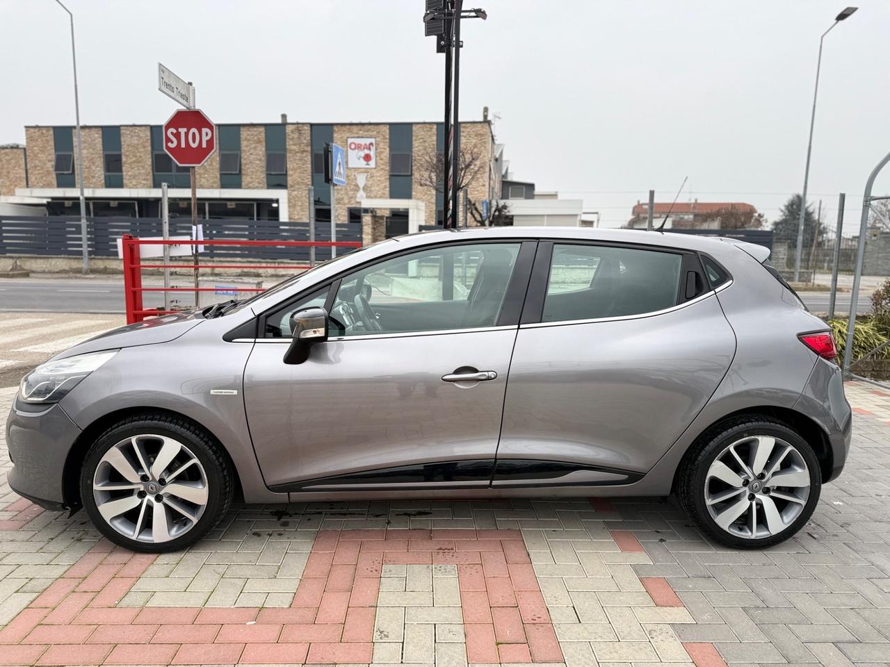 Renault Clio 1.5 dCi 8V 75CV 5 porte Costume National