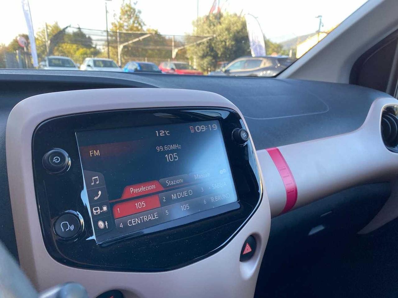 Citroen C1 VTi 72 ETG 5 porte Elle