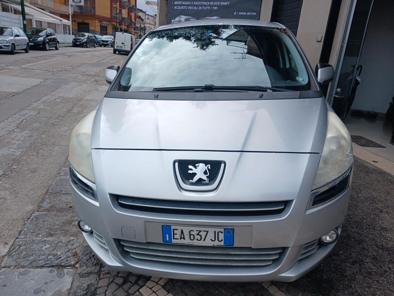 Peugeot 5008 1.6 HDi 7 POSTI