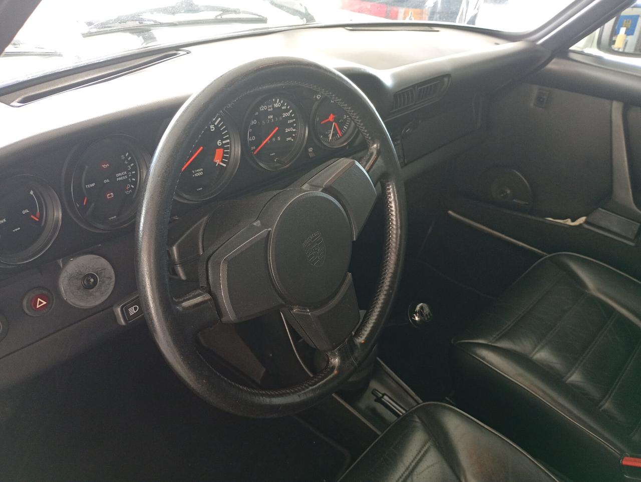 Porsche 911 CARRERA 3.2 CABRIO