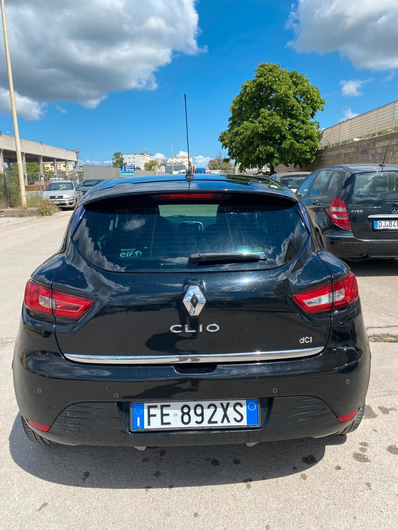 Renault Clio DIESEL 99 MILA KM