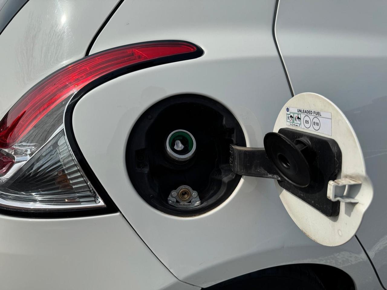 Lancia Ypsilon 1.2 5 porte GPL Platinum ok neopatentati