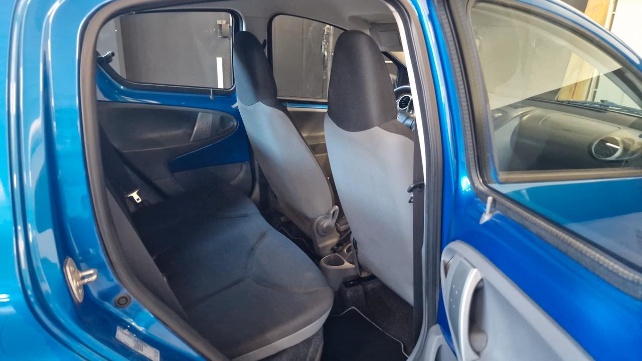 Toyota Aygo 1.0 12V VVT-i 5 porte