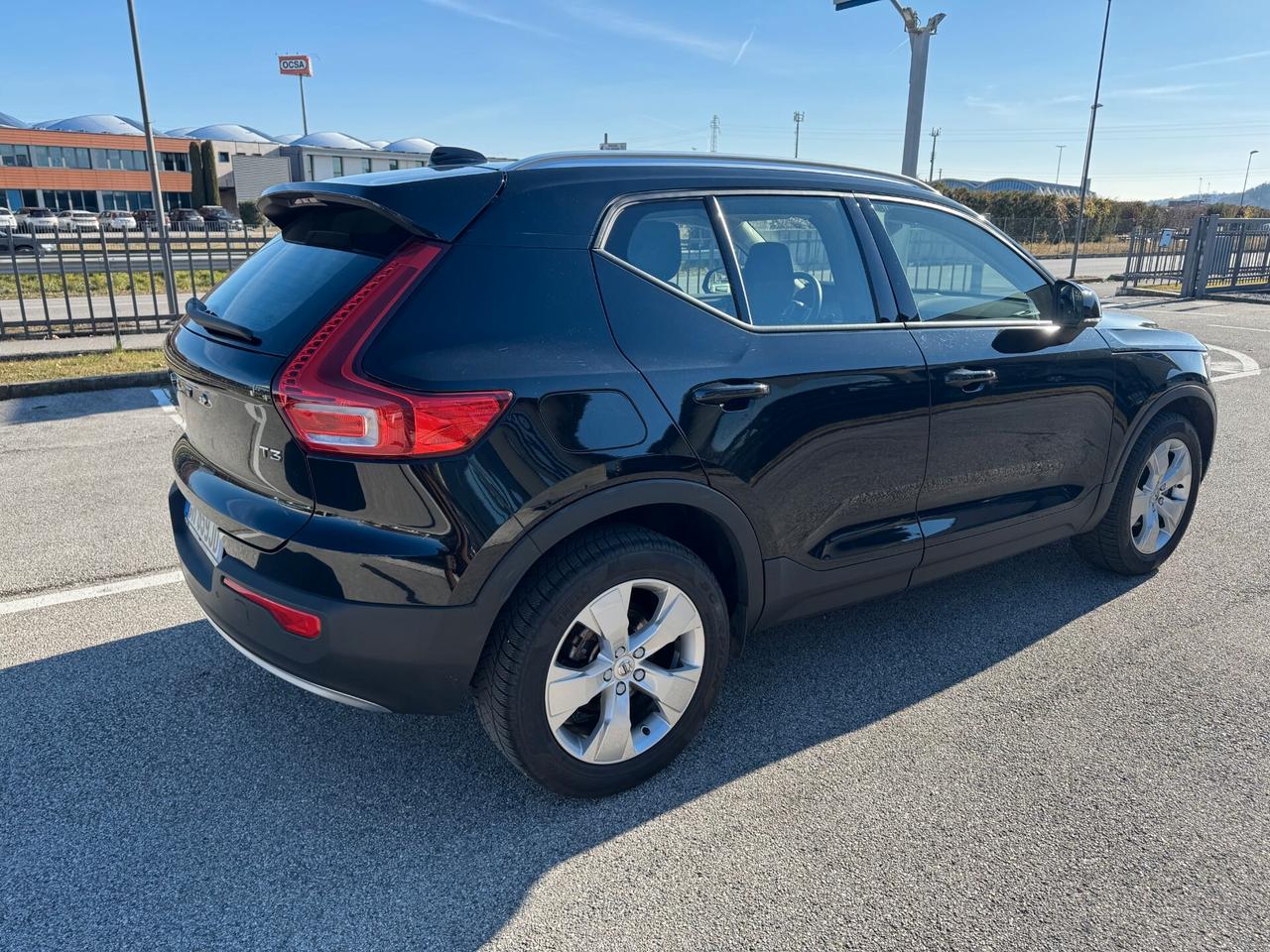 Volvo XC40 T3 Automatica Momentum Pro