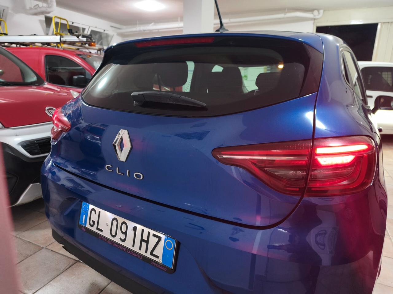 Renault Clio TCe 90 CV 5 porte Equilibre 2022(12 mesi di GARANZIA)