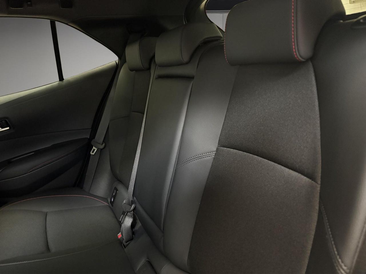 Toyota Corolla 2.0h GR Sport bi-tone auto