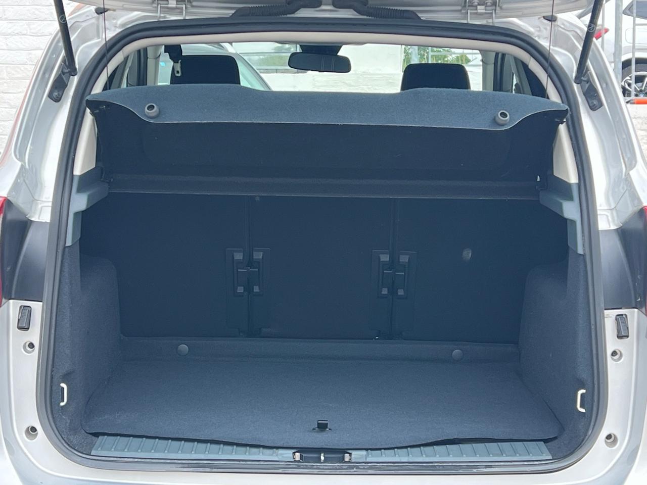 Ford C-Max 1.6 120CV GPL Titanium
