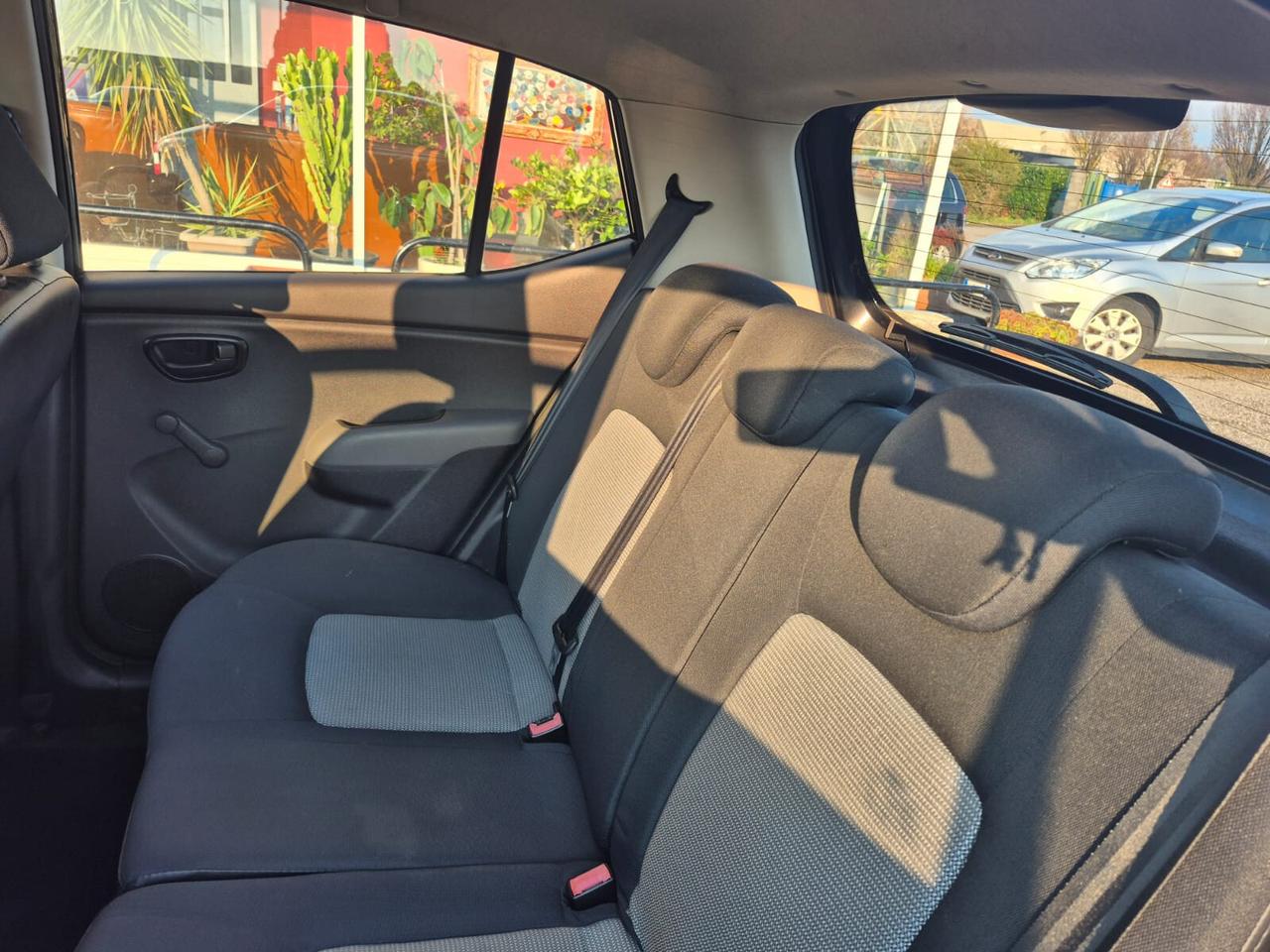 Hyundai i10 1.1 Distribuzione Effettuata