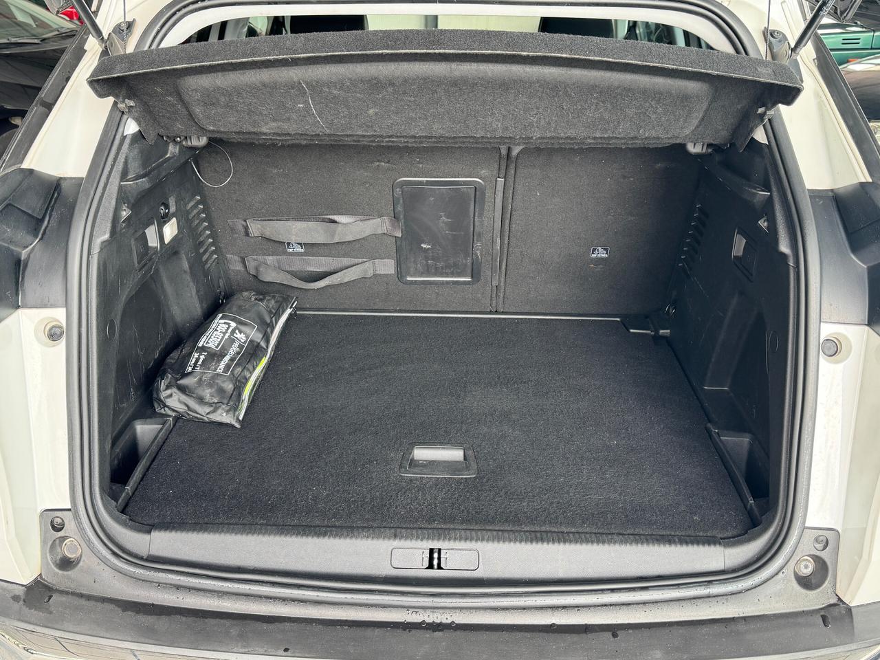 Peugeot 3008 BlueHDi 120 S&S Allure