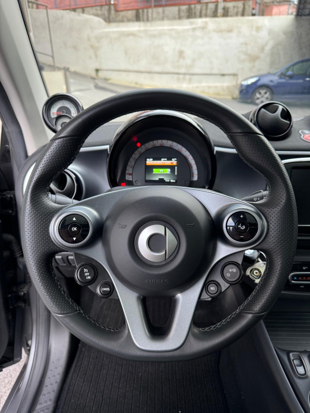 Smart ForTwo EQ Prime 2020 acc permute