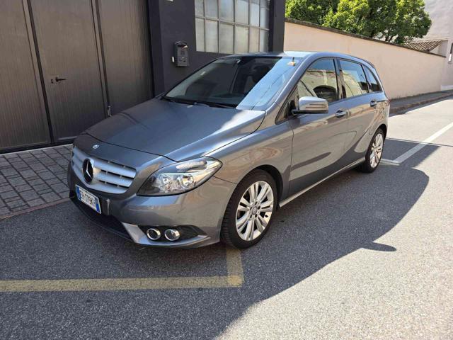 MERCEDES-BENZ B 180 Executive