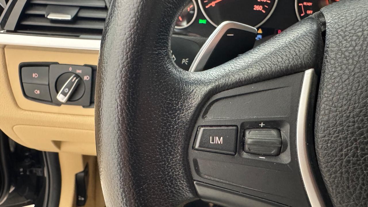 Bmw 320d Touring Luxury aut.