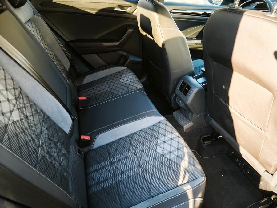 Volkswagen T-Roc 1.0 TSI R-Line