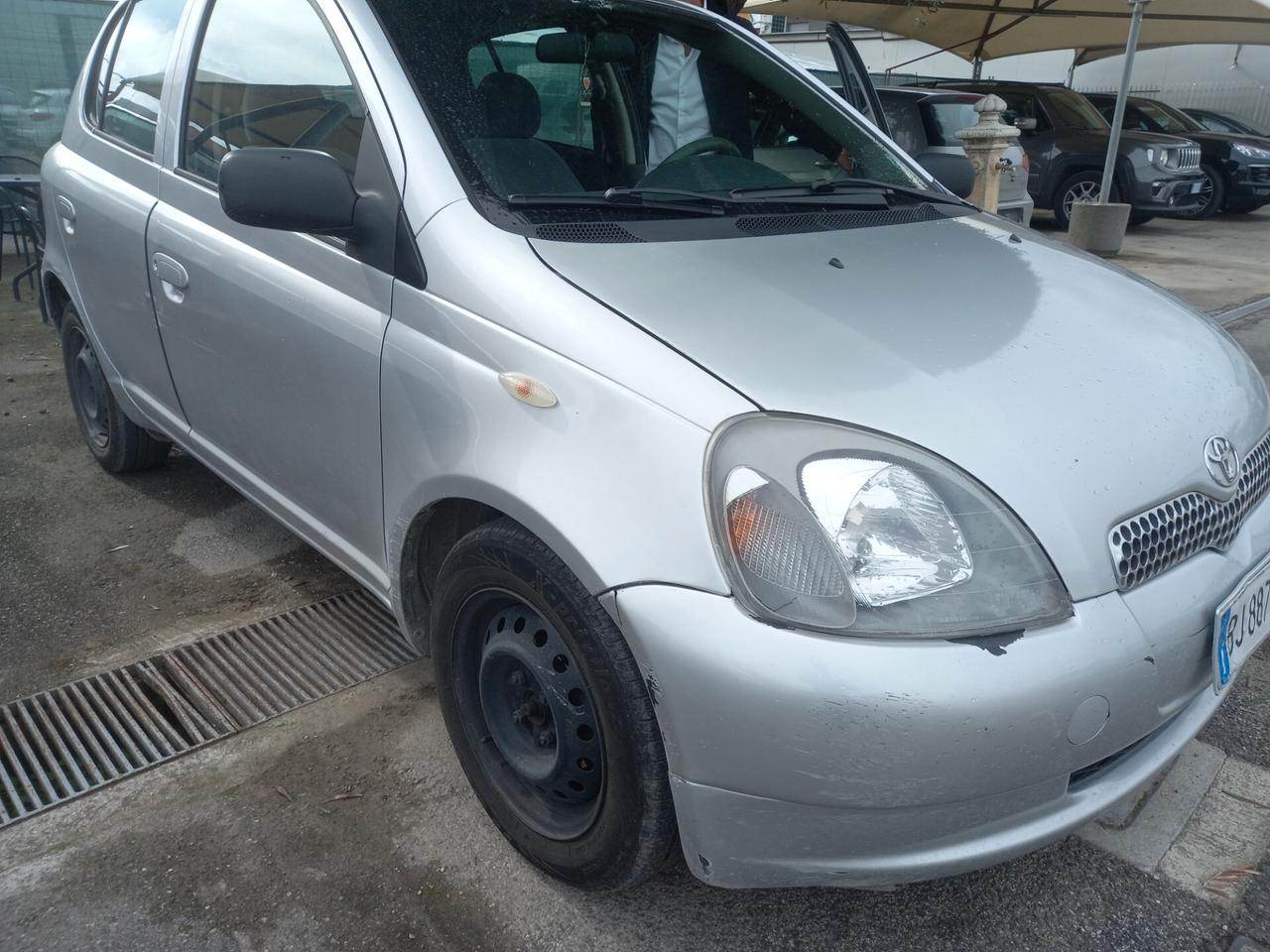 Toyota Yaris 1.0 Benzina