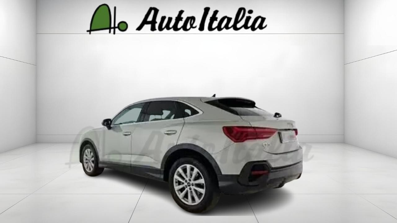 AUDI Q3 40 TDI S-TRONIC BUSINESS quattro 2021