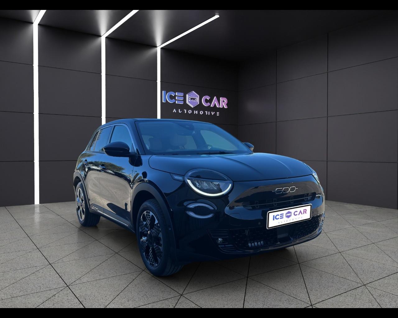 FIAT 600 (2023-->) - 600 Hybrid 100 CV DCT MHEV La Prima