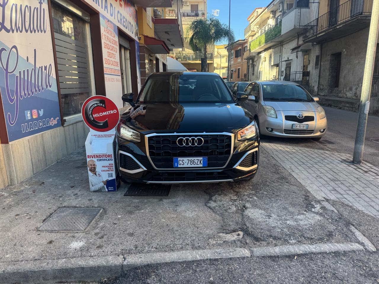 Audi Q2 30 TDI Identity Black