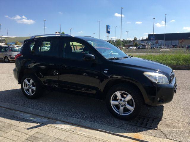 TOYOTA RAV 4 2.2 D-4D 136 CV Sol