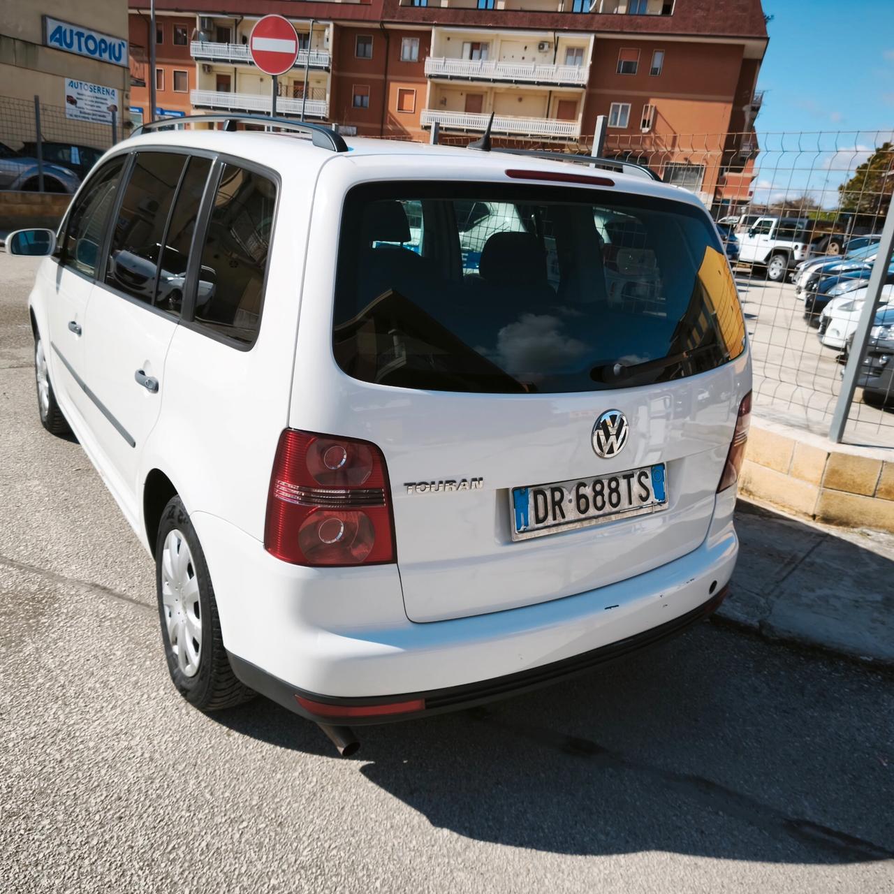 Volkswagen Touran 2.0 Conceptline Ecofuel