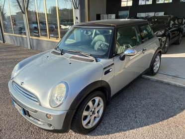 Mini 1.6 16V One Park Lane